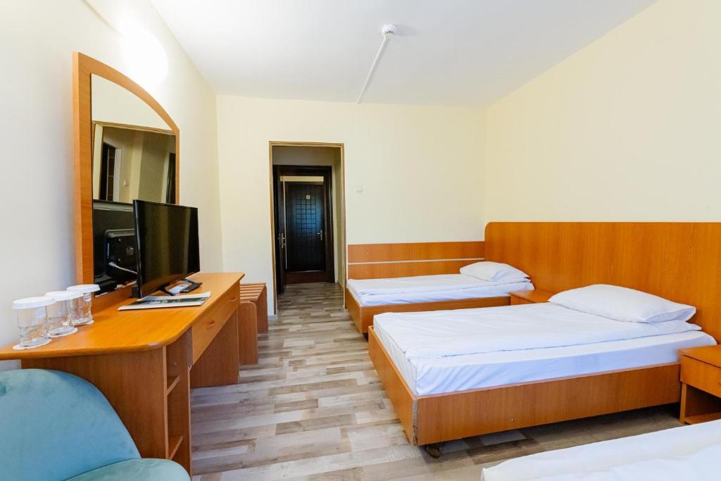 Hotel Sport B90 - Dreifacher Raum