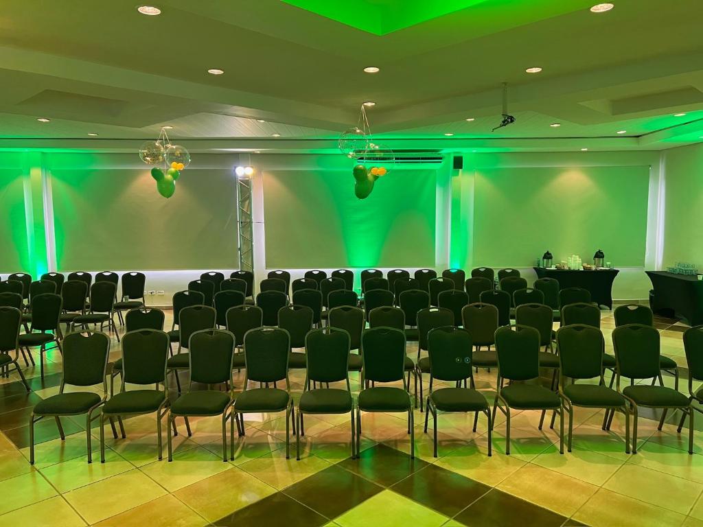 Área de negócios e/ou sala de conferências em Guararema Parque Hotel