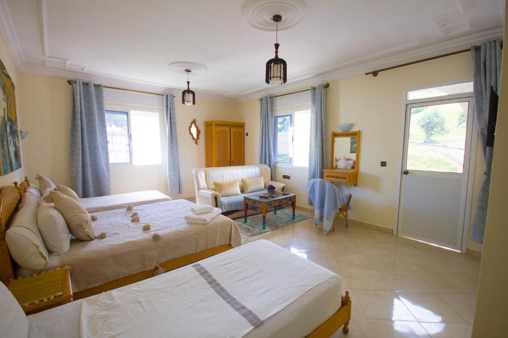 Hotel Meftah Chaouen - Family Room With Mountain View