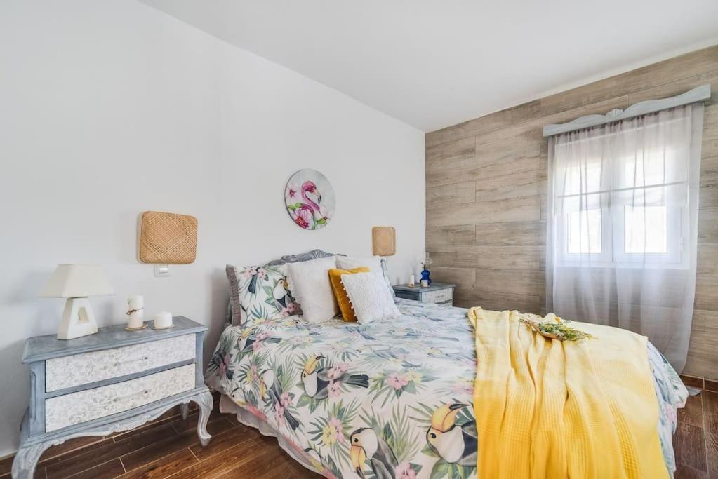 Postel nebo postele na pokoji v ubytování La Casita de Coco Tejeda