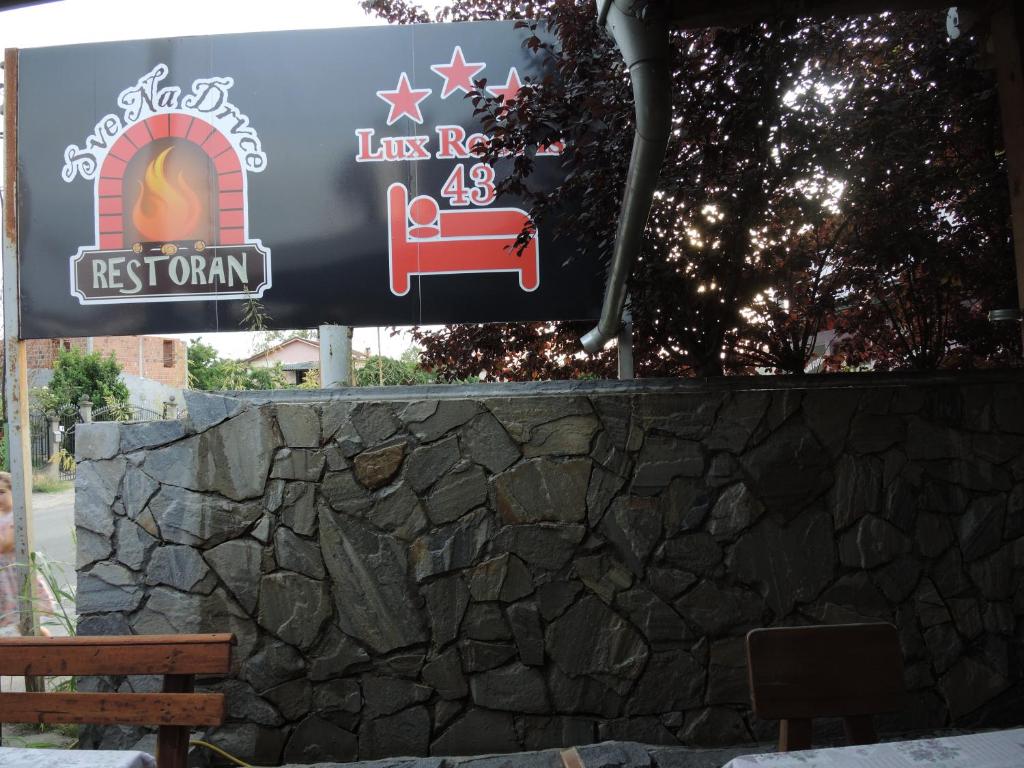 Certifikát, hodnocení, plakát nebo jiný dokument vystavený v ubytování Rooms&Restaurant 43