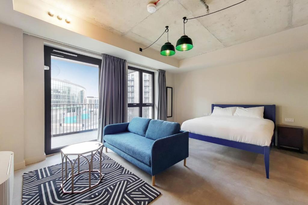 The Robinson at Wembley - Modern and Eclectic - Studio Apartment