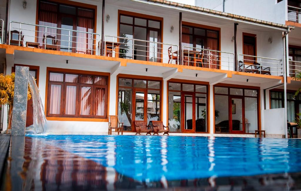 Bazén v ubytování Riverside Inn Fuji nebo v jeho okolí