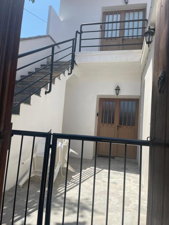 Omodos Katoi Holiday Homes - Studio Con Cortile