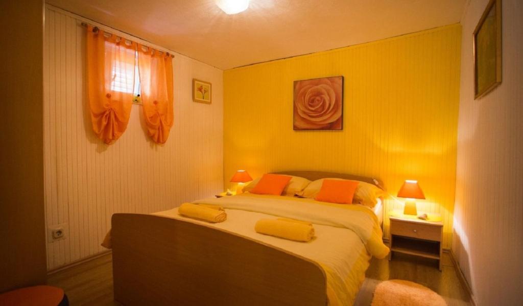Posteľ alebo postele v izbe v ubytovaní Apartment Zelja