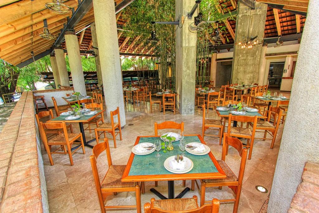 Restaurace v ubytování Hotel Ciudad Real Palenque