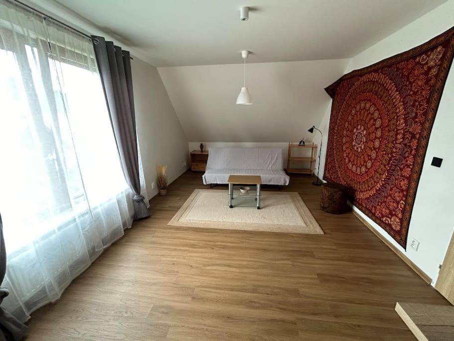 Postel nebo postele na pokoji v ubytování Vacation apartment in Bruntál for trips & outdoor