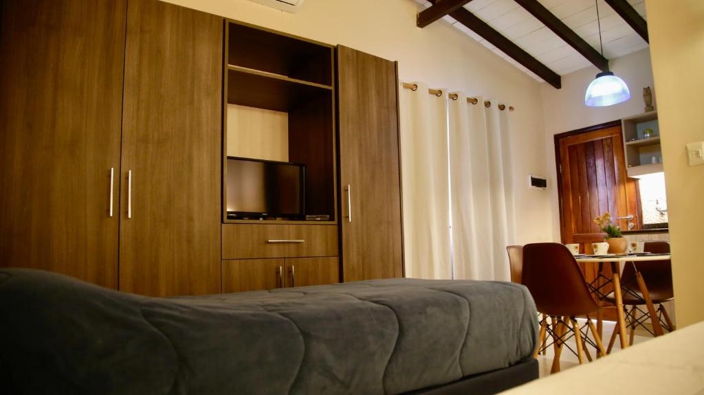 O zonă de relaxare la Dos ambientes para tres personas
