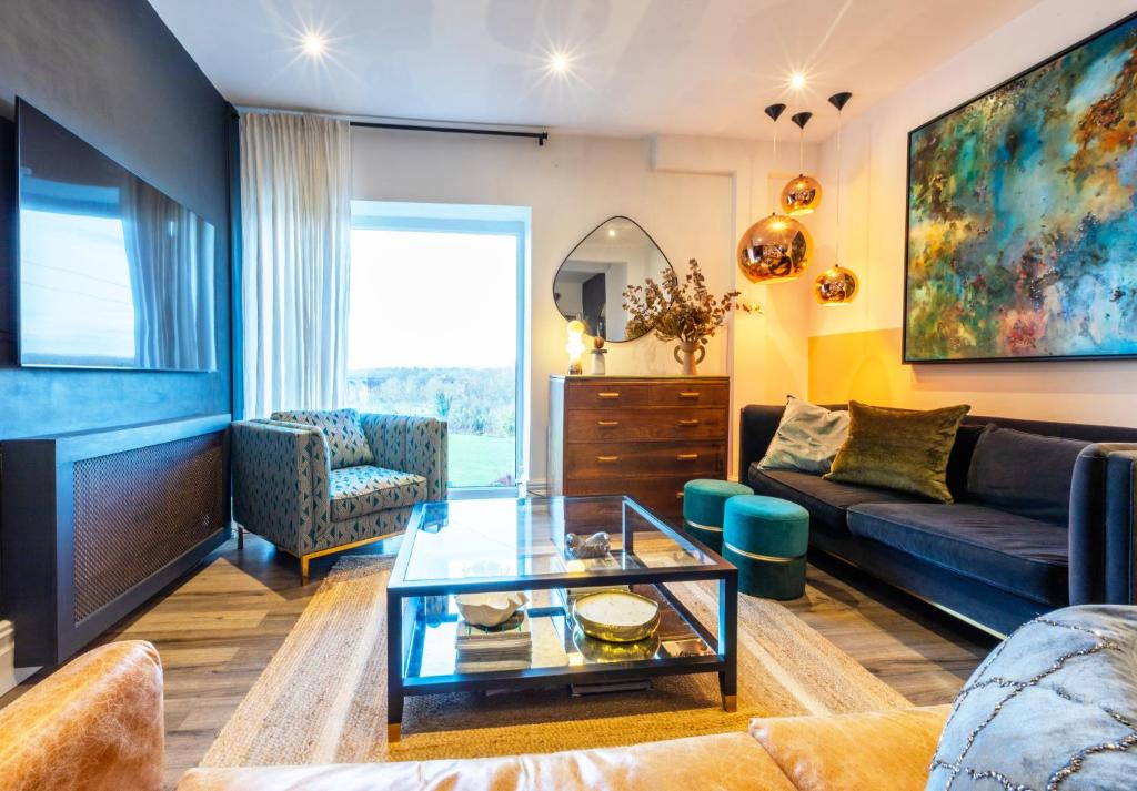 Posezení v ubytování Stunning Home with a view over Whalley Viaduct