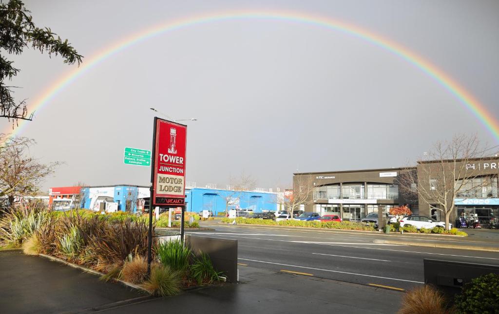 TOWER JUNCTION MOTOR LODGE- MOTEL with Airport and Railway Station Shuttle service- Best Location - close to Westfield Mall, Tower Junction Shopping Centre, Restaurants, Cafes etc - Resim 18