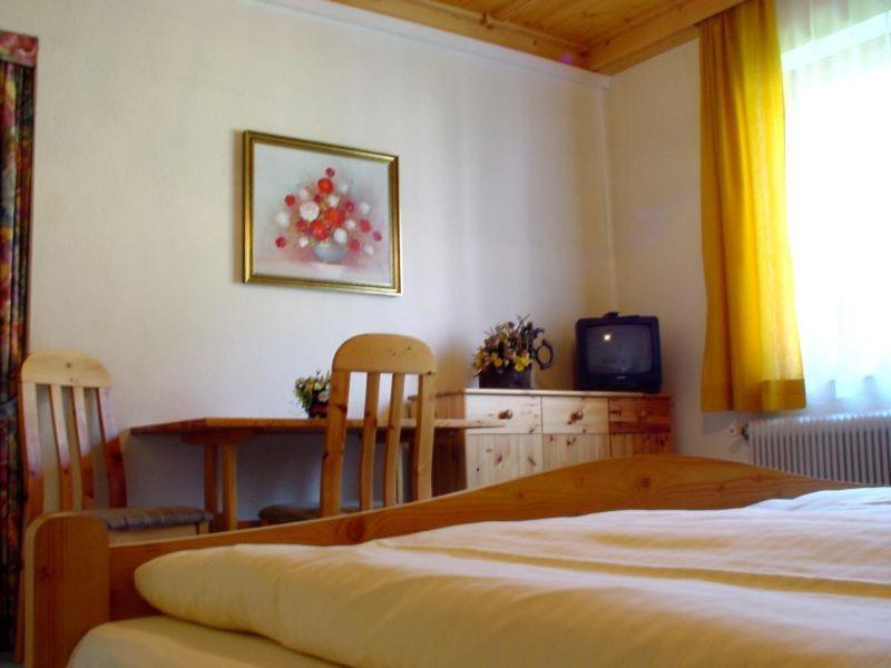 Postel nebo postele na pokoji v ubytování Pension Jägerhof
