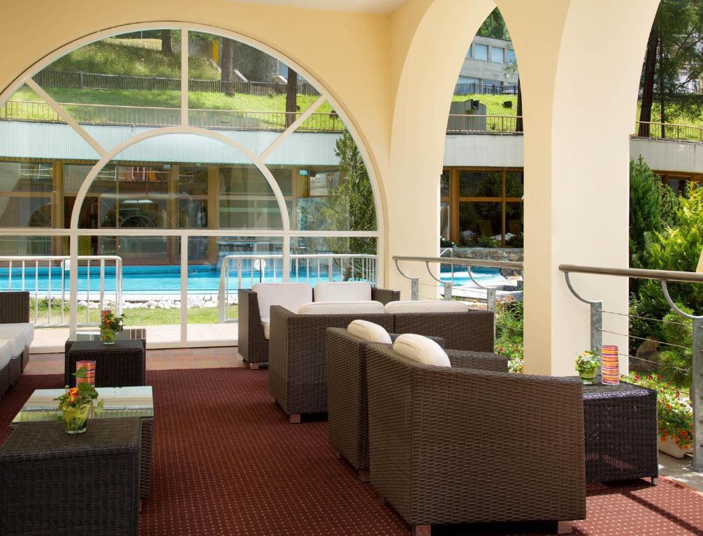 Piscina di Thermal Hotels & Walliser Alpentherme Leukerbad o nelle vicinanze