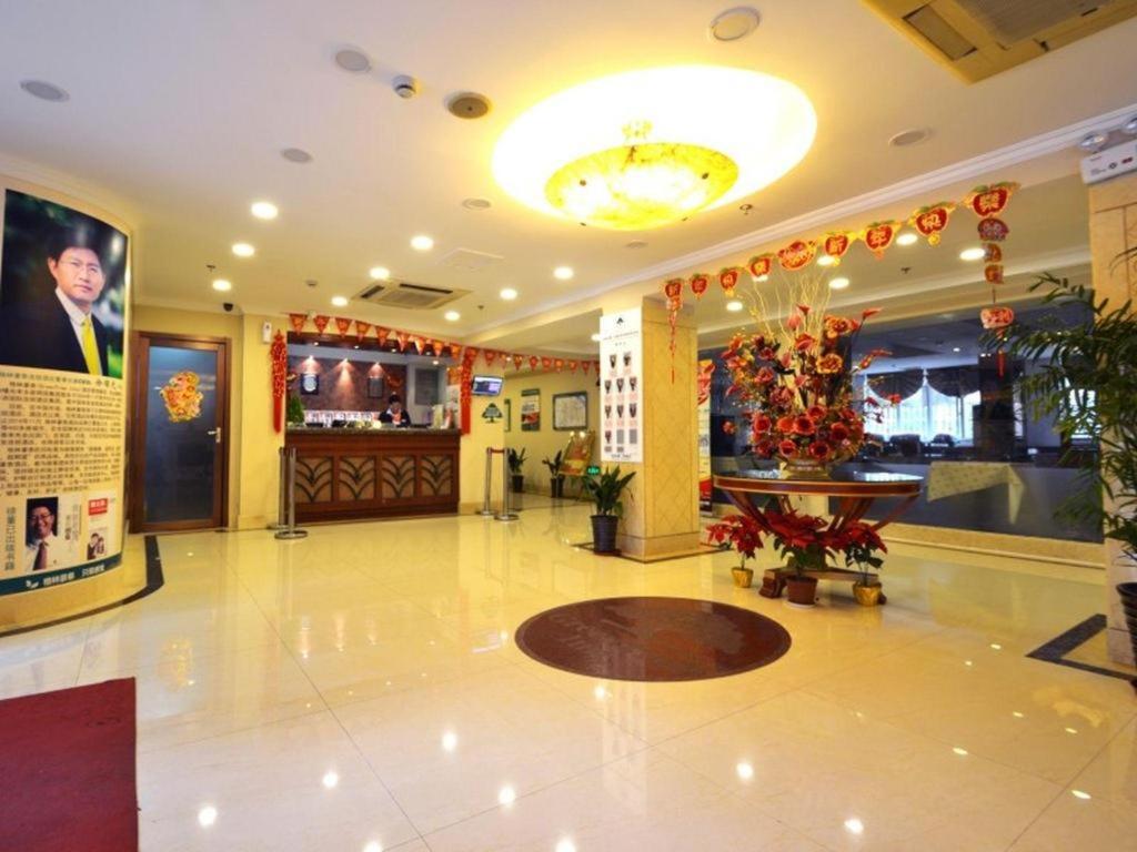 Ο χώρος του λόμπι ή της ρεσεψιόν στο GreenTree Inn Shanghai Jingan Railway Station Xinzha Road Business Hotel