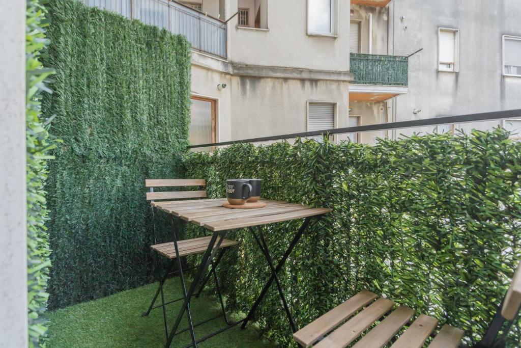 Zahrada ubytování Casa di Silvia. Sei km da Como