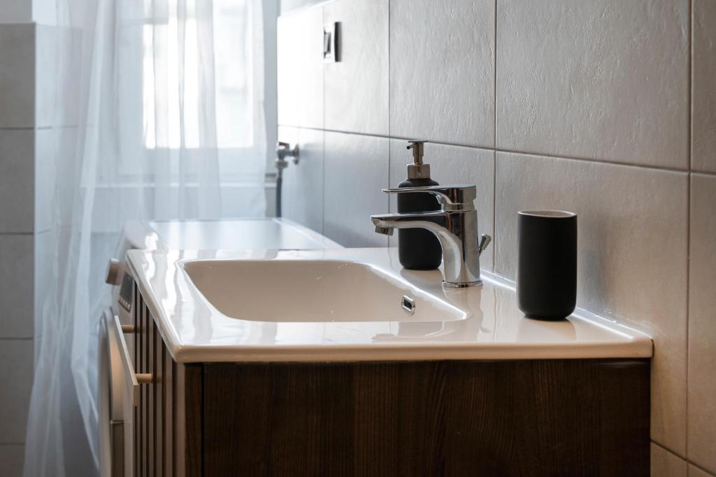 Easylife - Classic and Comfy Porta Romana Flat - Resim 10