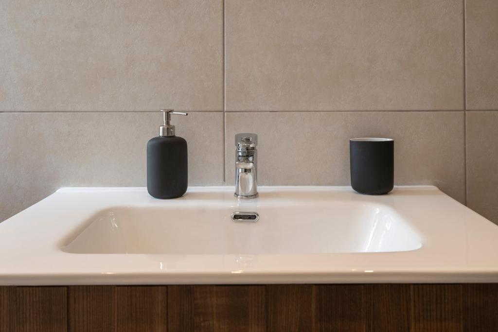 Easylife - Classic and Comfy Porta Romana Flat - Resim 11