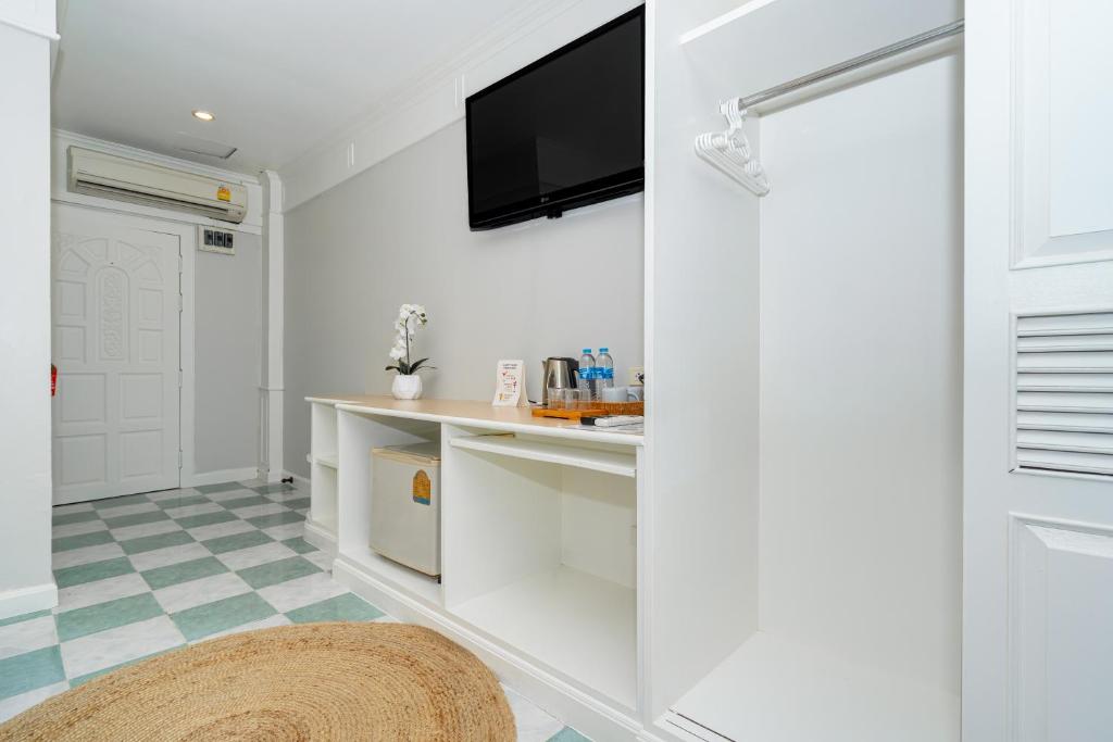 Patong Social Hotel & Restaurant - Resim 14