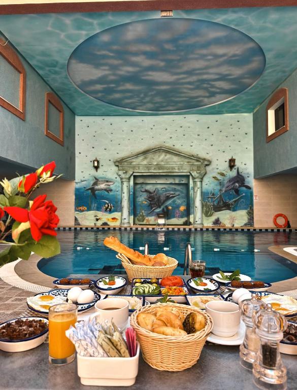 Bazén v ubytování Petra Canyon Hotel nebo v jeho okolí