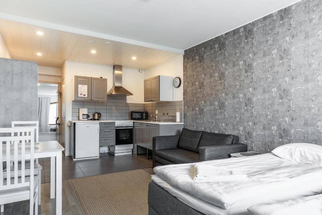 Santa's Holiday Homes - Studio Apartment B9