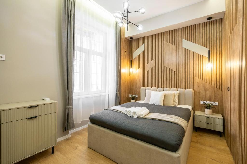 Exclusive n' Spacious Elizabeth Central Suite 1073 Budapest, Erzsébet körút 23 kép - 1