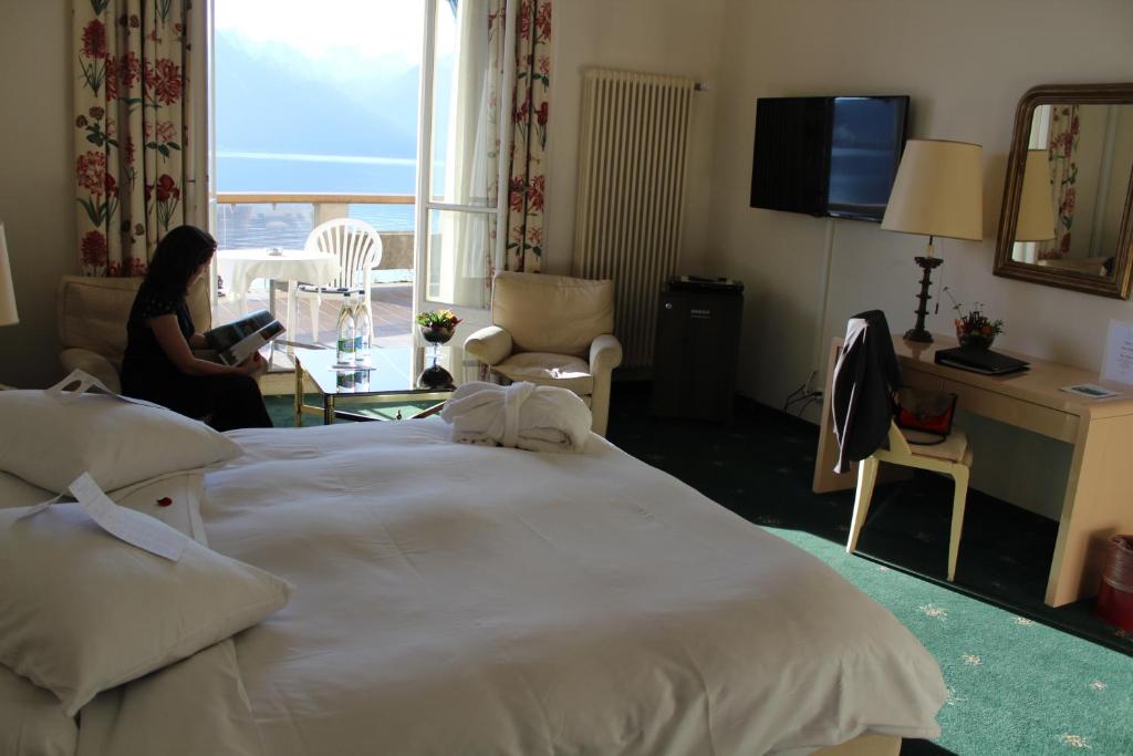 Hôtel du Grand Lac Excelsior - Sala Dupla Padrão Com Varanda E Vista Para O Lago