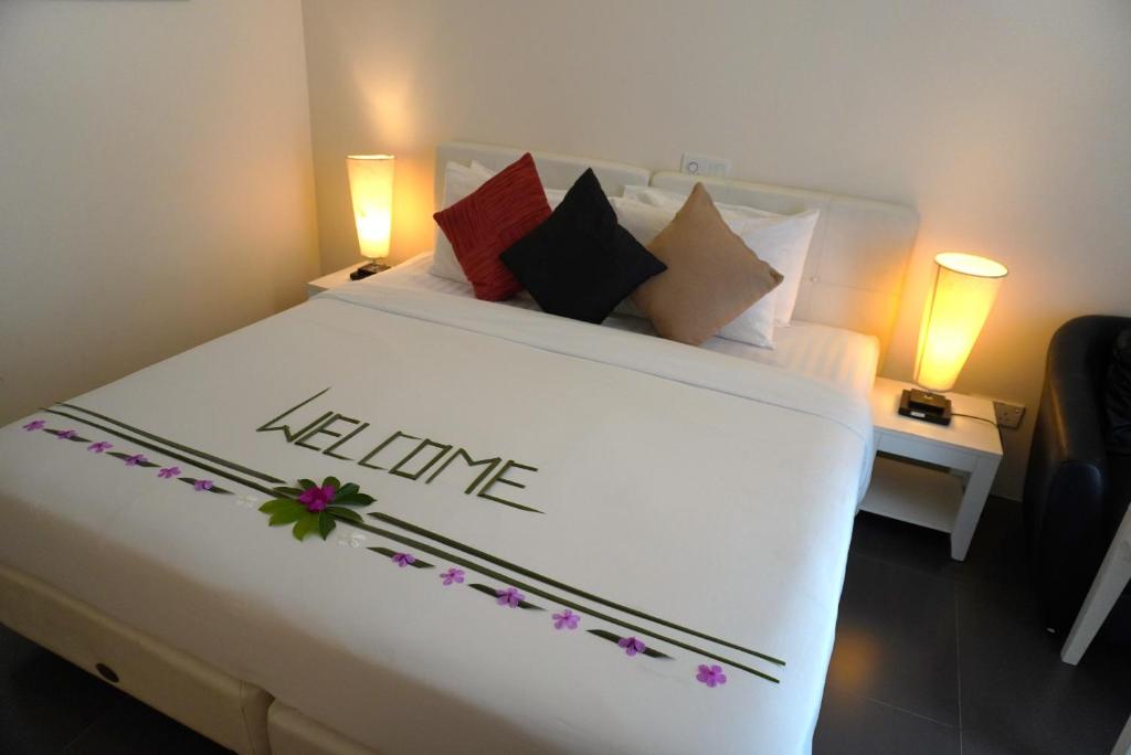 TME Retreats Dhigurah - 13