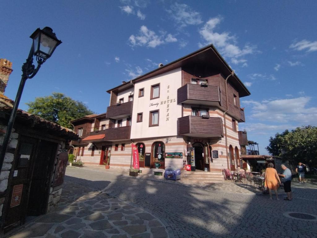 Budova, kde se hotel nachází