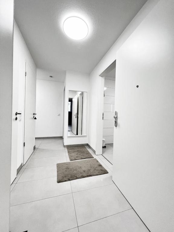 Fotografie z fotogalerie ubytování Özels Designer Loft Metzingen - Smart TV, Netflix, private kostenlose Tiefgarage, Self-Express Check-in,Check-out, Outlet 100m v destinaci Metzingen