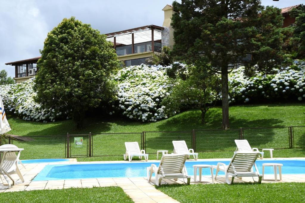 Hotel Bangalôs da Serra  Hotel Bangalôs da Serra