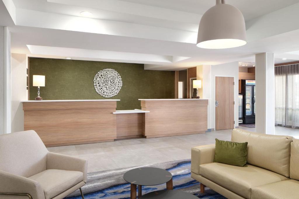 Posezení v ubytování Fairfield Inn & Suites Columbia Northeast