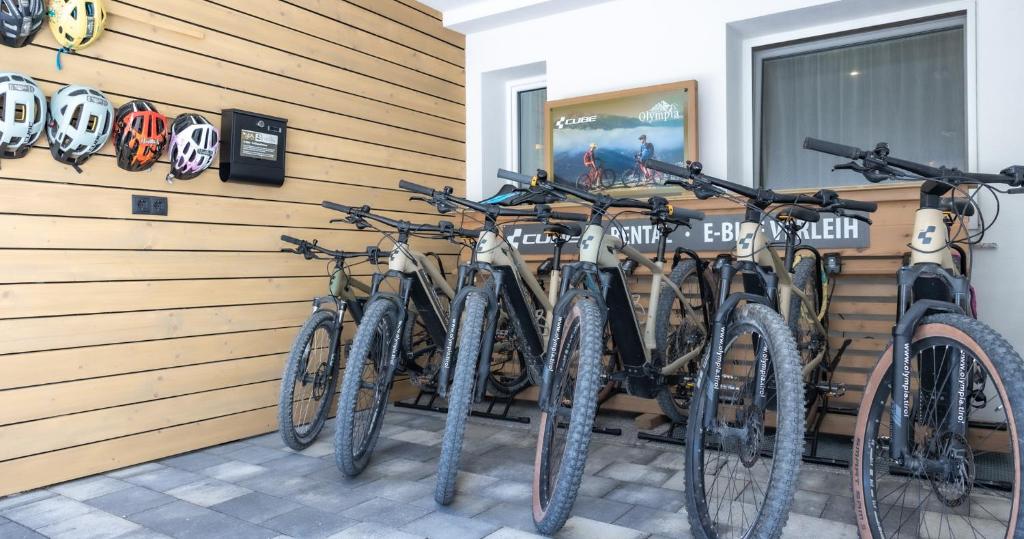 Jazda na bicykli v okolí ubytovania Das Aparthotel Olympia Tirol