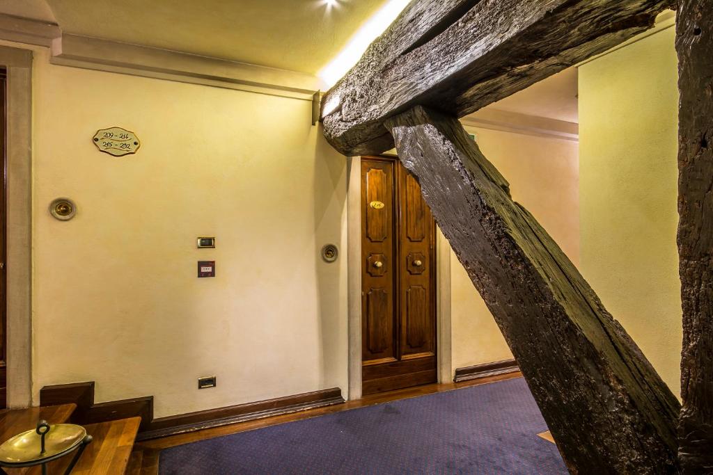 Art Hotel Commercianti - Resim 5