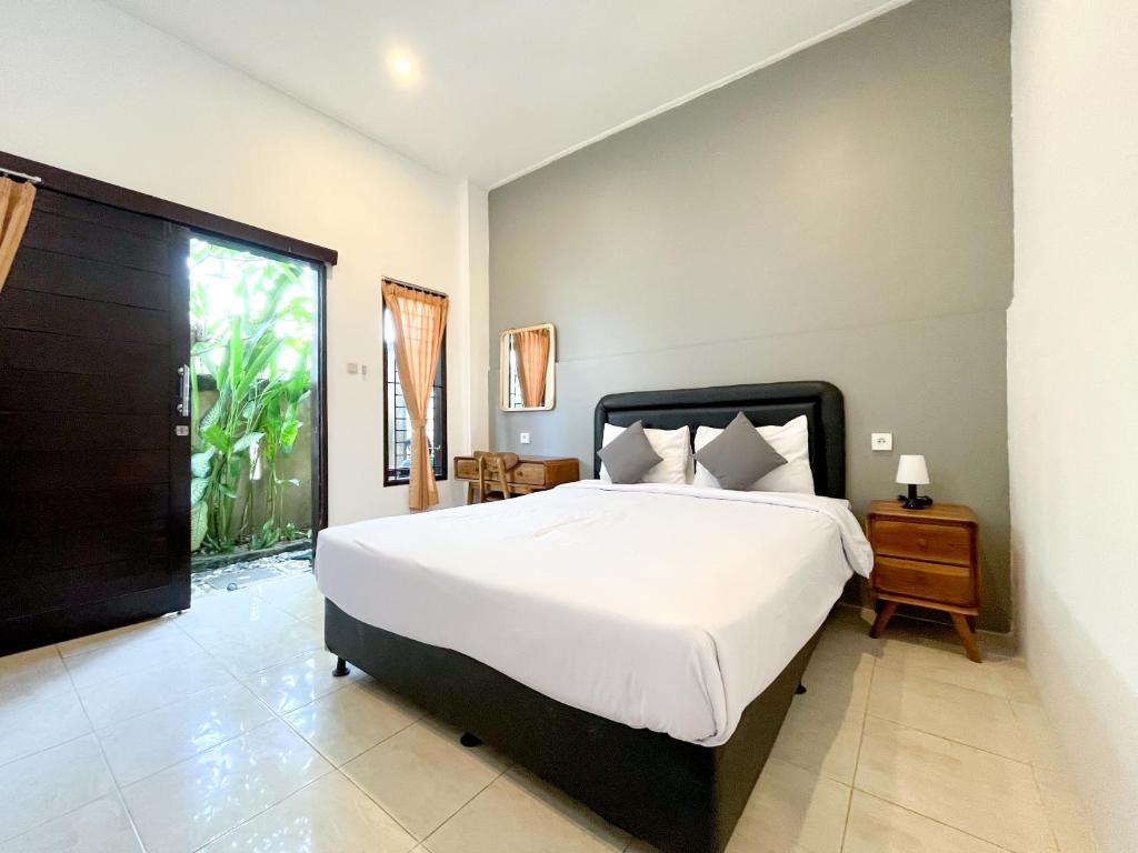 Adi surya guest house - 4