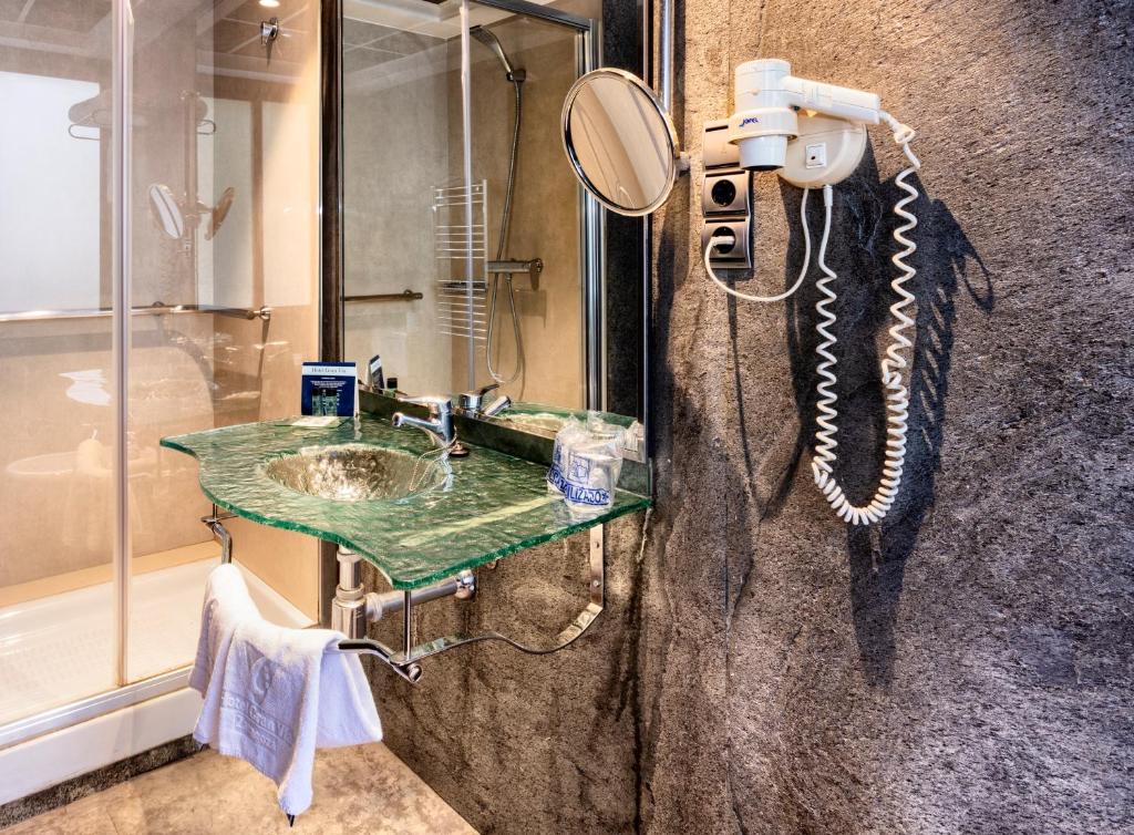 Hotel Gran Via - Resim 40