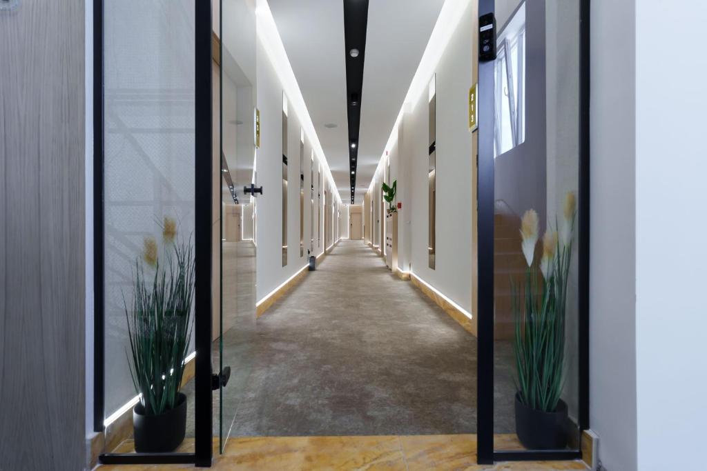 Move In Apartments - ApartHotel Belgrade - Resim 9