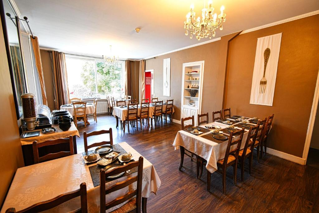 Posezení v ubytování Hôtel Edelweiss