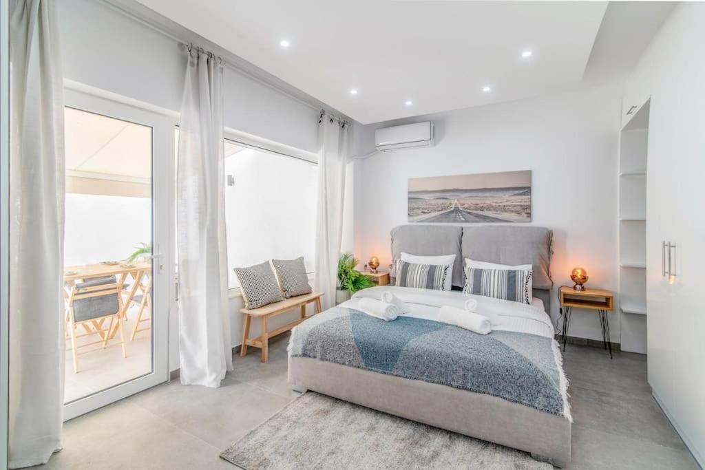 Mila Hidden GEM Apart in Kolonaki with backyard