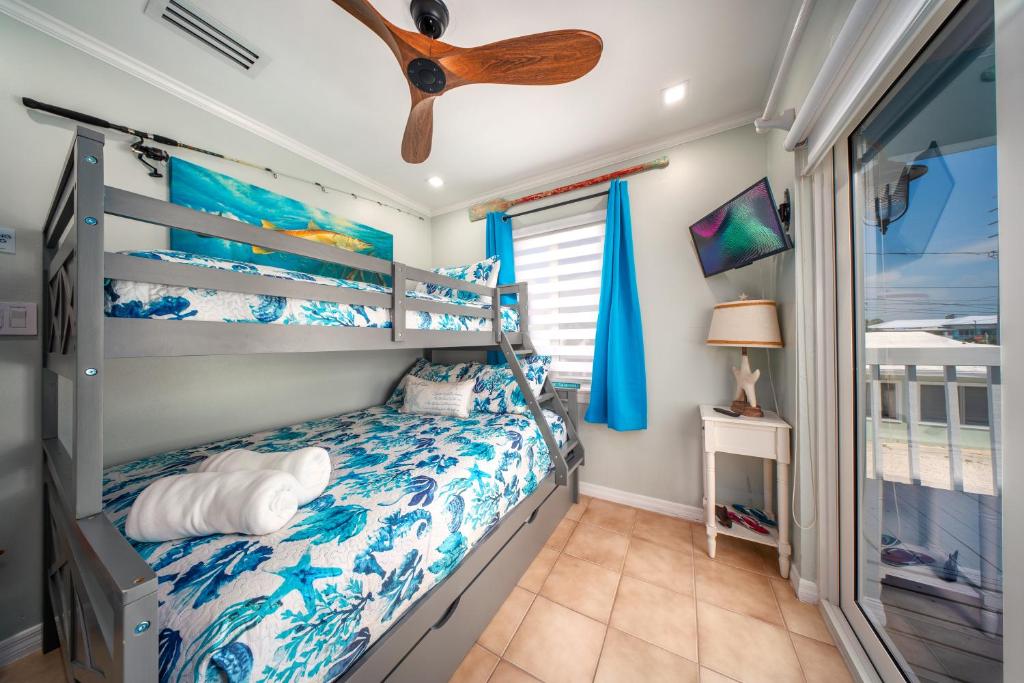 Postel nebo postele na pokoji v ubytování Casa Blue Pelican.