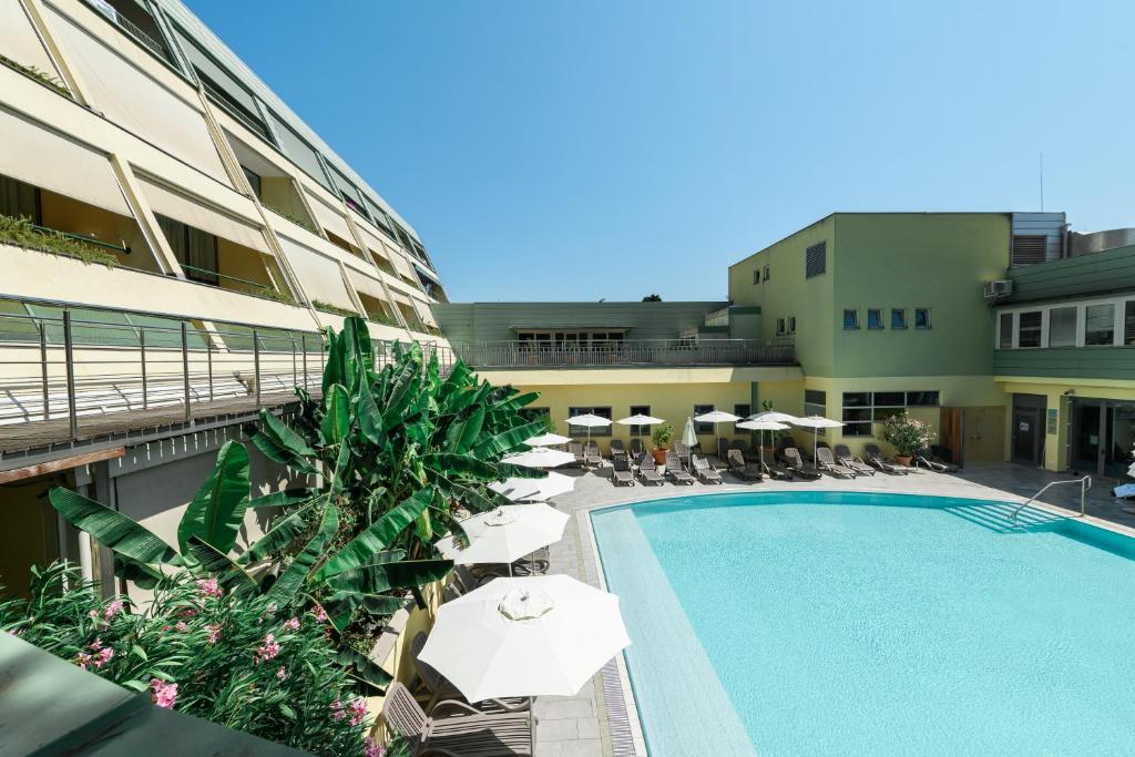 Piscina di Holiday Park Vile - Terme Krka o nelle vicinanze