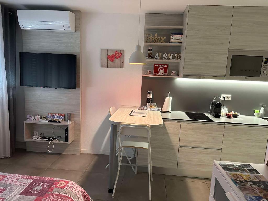 Djokovic's Apartment - 15