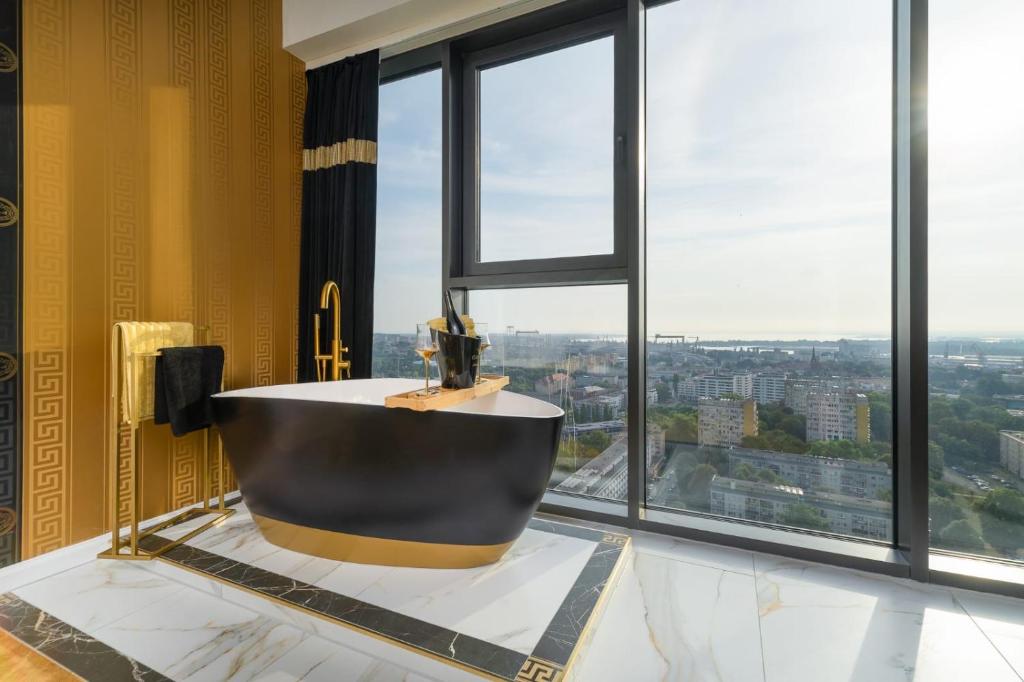 Hanza Tower Original 21st Floor- Sea and City-View - Resim 11