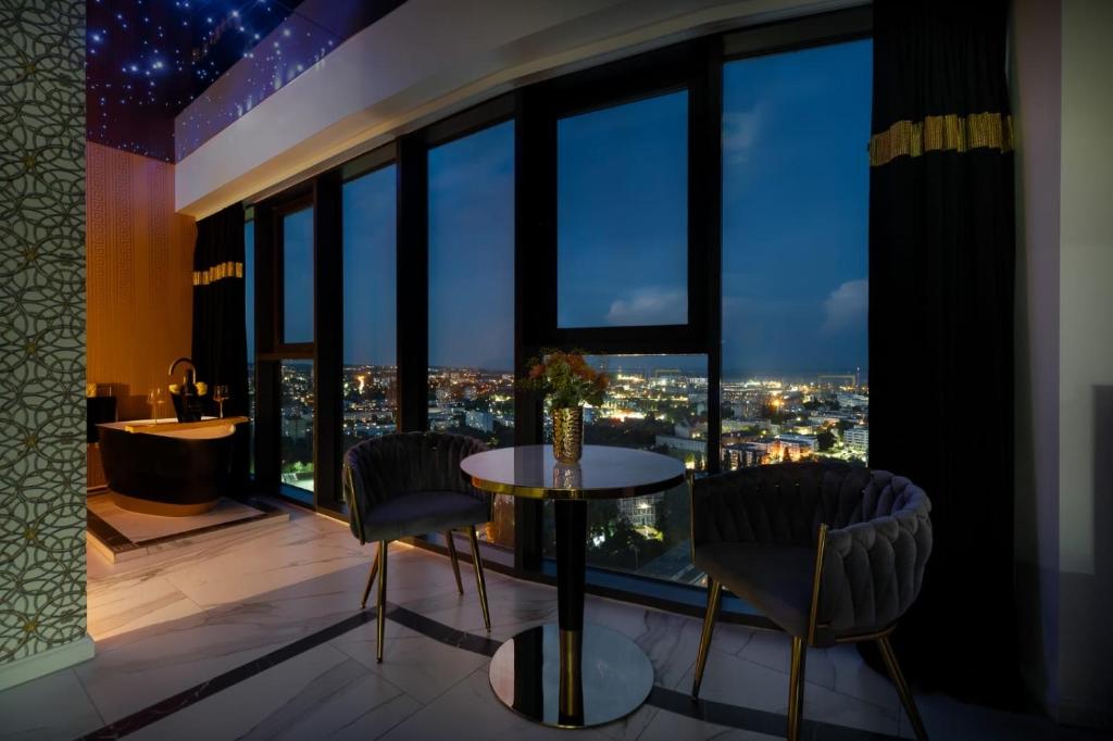 Hanza Tower Original 21st Floor- Sea and City-View - Resim 9