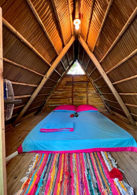 Fotografie z fotogalerie ubytování Camping Babsita-TIPI und Hütten und Stellplätze für Zelt und Camper direkt am Meer und See v destinaci Tuba Creek