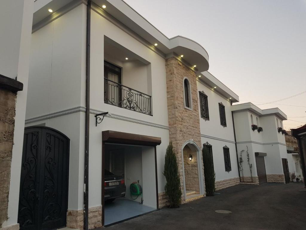 White House, Yerevan (updated prices 2025)