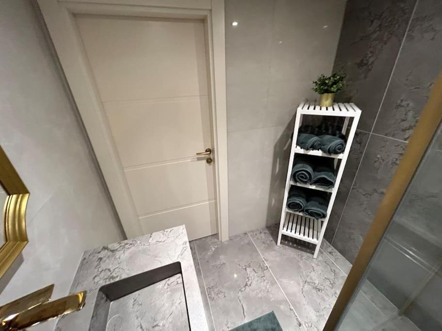 Fotografie z fotogalerie ubytování The Luxurious Hideaway v destinaci Liverpool
