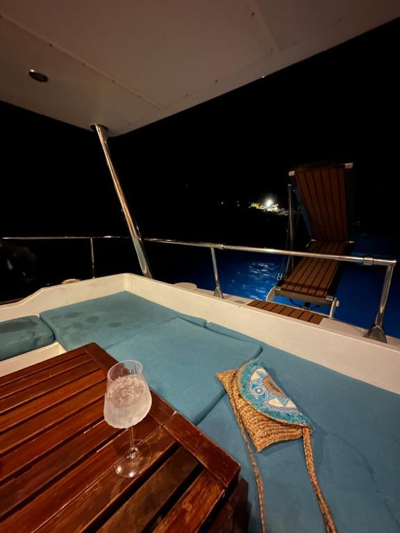 Bazén v ubytování Monun Yacht nebo v jeho okolí