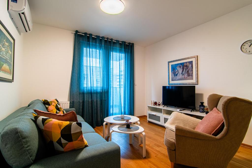 Flexible SelfCheckIns 107 - Zagreb - Garage - Loggia - Bedroom