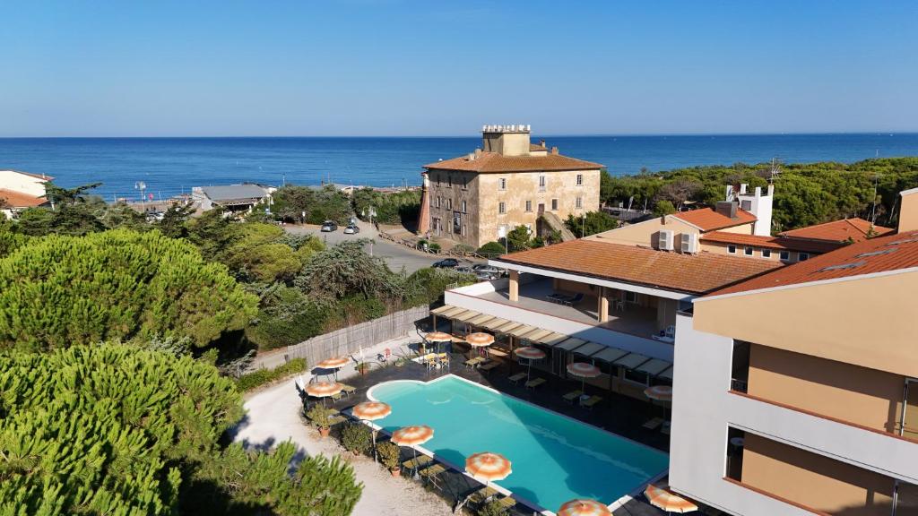 Bazén v ubytování Hotel Paradiso Verde nebo v jeho okolí