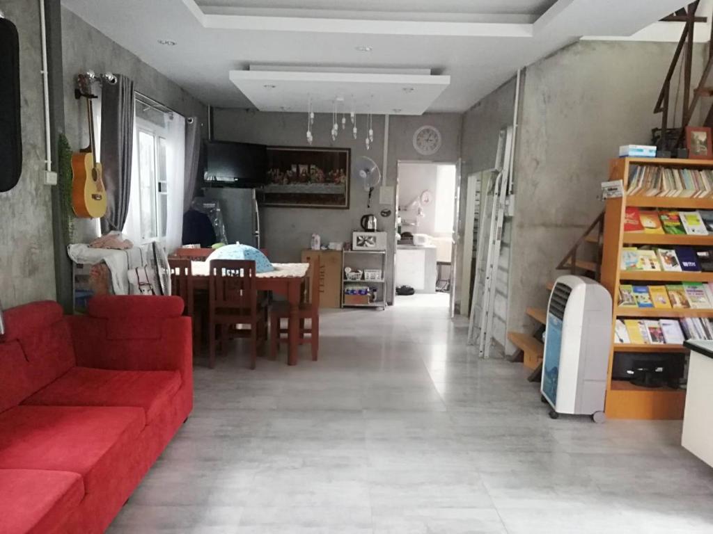 บ้านชอนตะวัน - Housity