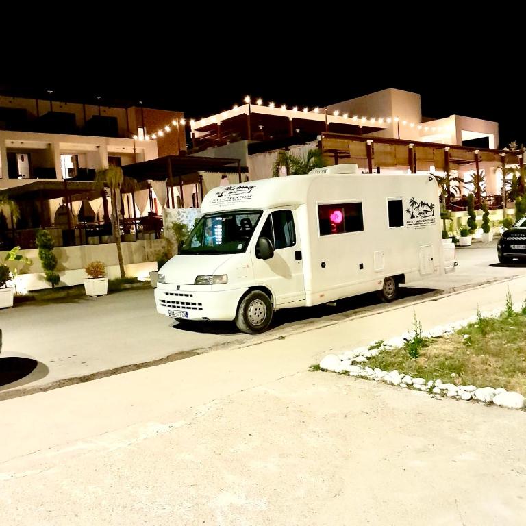 Fotografie z fotogalerie ubytování Camper Van For Rent v destinaci Tirana